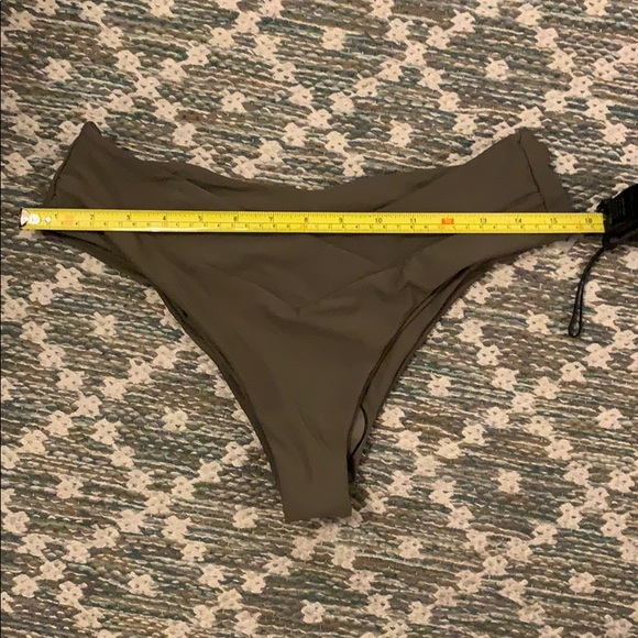 Bikini bottom - Picture 3 of 3